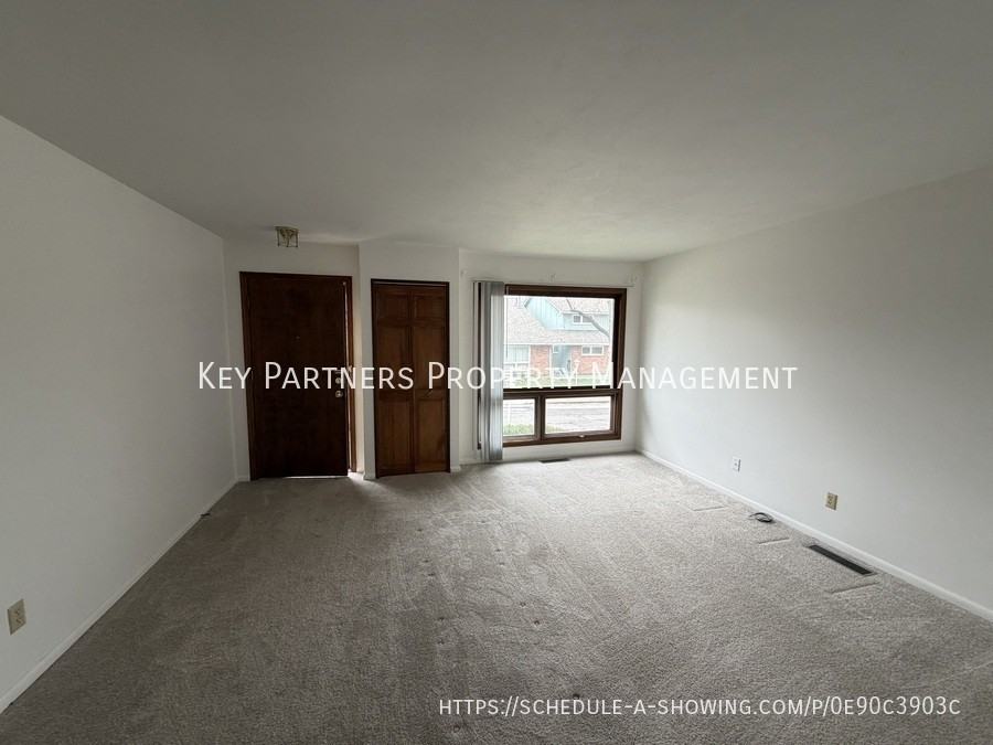 6524 W 51st St - Photo 2 of 10