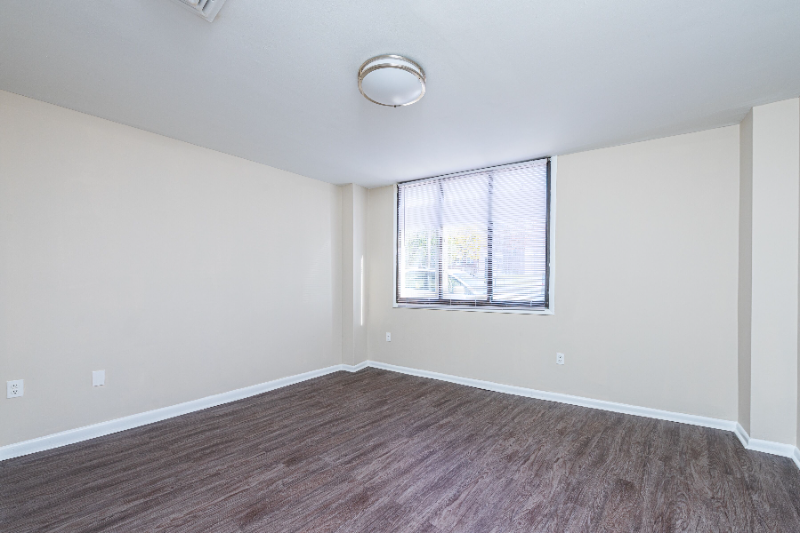 306 Main St #8C - Photo 5 of 9
