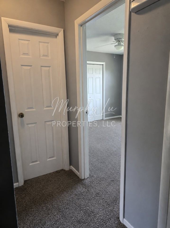 1601 Tamara Dr - Photo 7 of 20