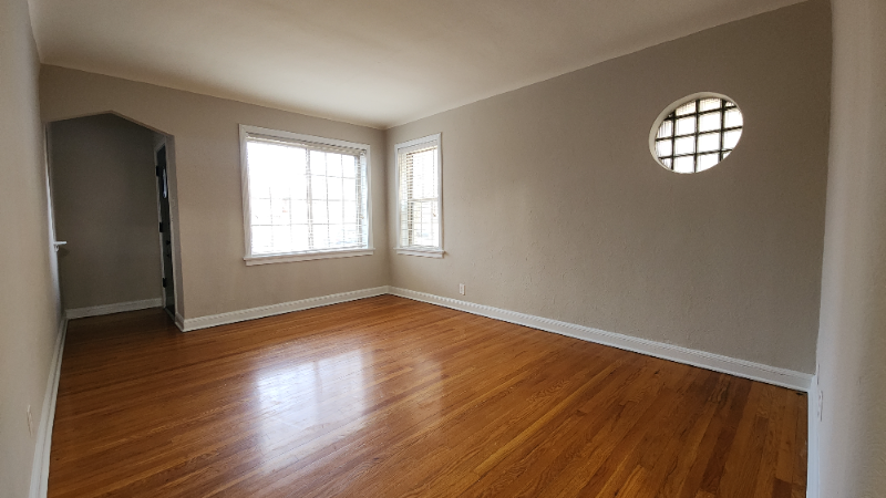 6304 Bancroft Ave #1stFL - Photo 2 of 13