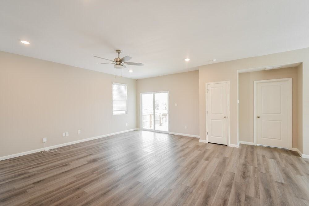 3849 Ivy Path - Photo 4 of 16