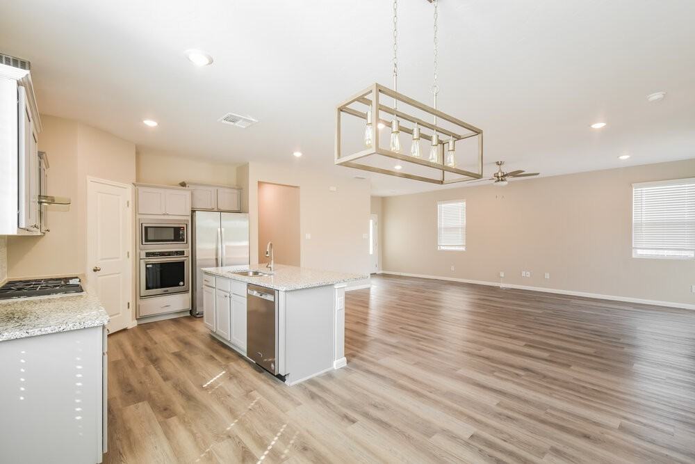 3849 Ivy Path - Photo 7 of 16