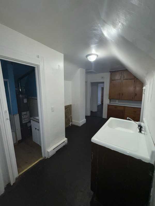 1614 Oak St - Photo 5 of 9
