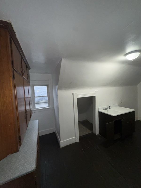 1614 Oak St - Photo 6 of 9