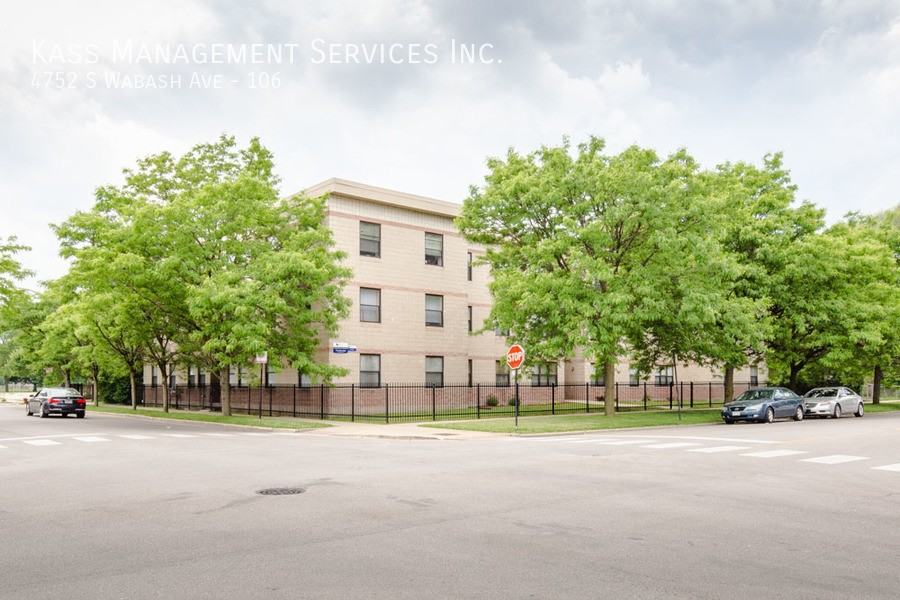 4752 S Wabash Ave #106 - Photo 7 of 9