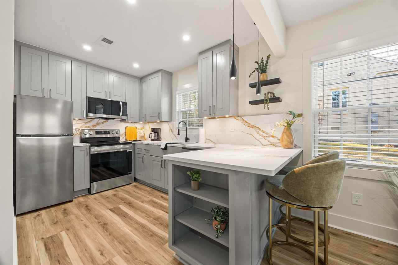 1550 Mayflower Ave Sw - Photo 4 of 20