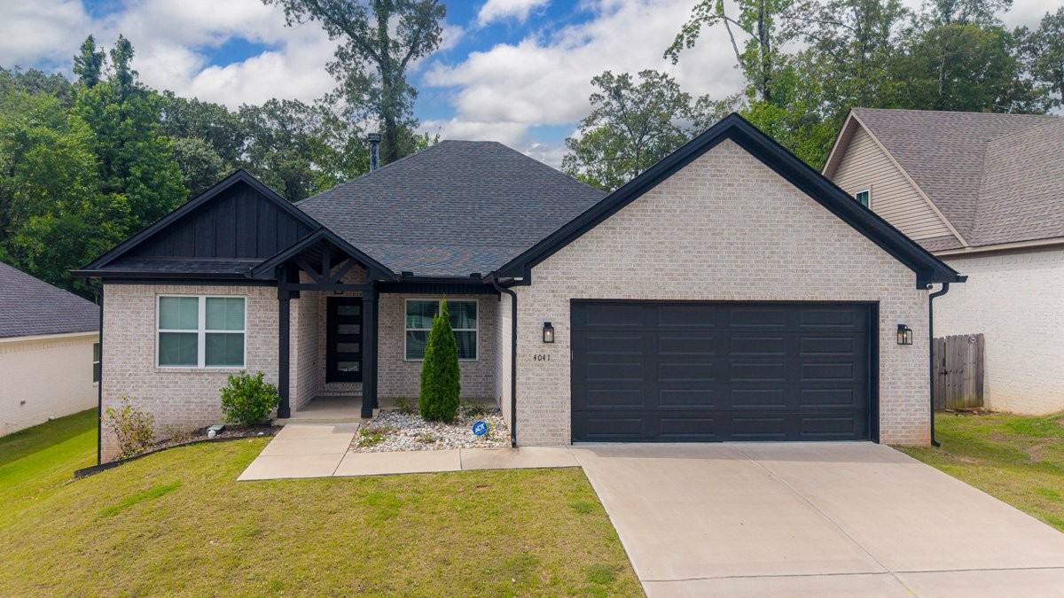 4041 Elizabeth Ct