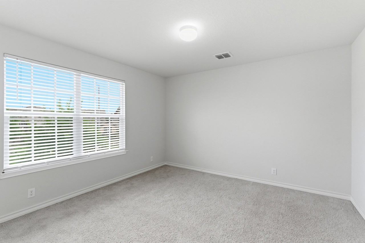 2623 Barbwire Way - Photo 4 of 20