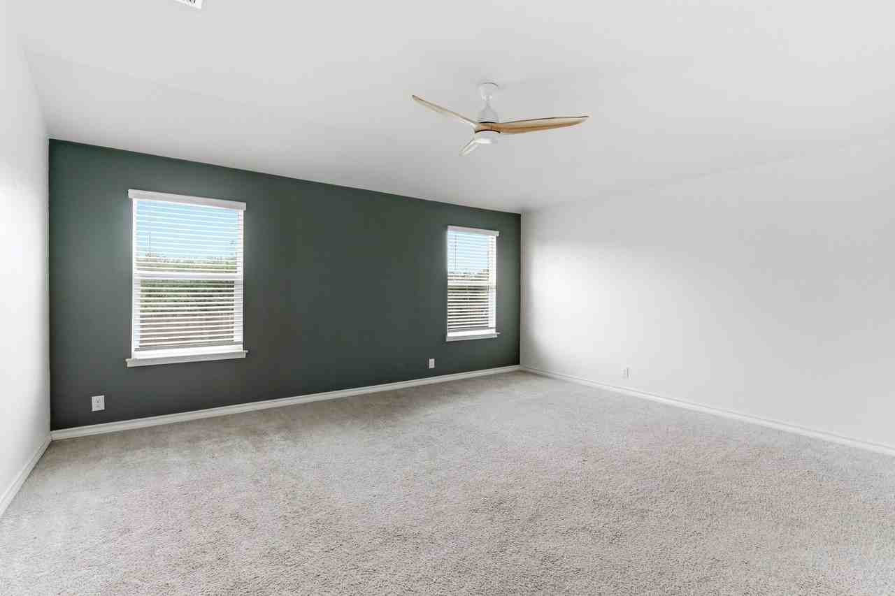 2623 Barbwire Way - Photo 7 of 20