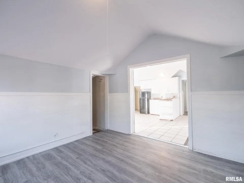1903 N Missouri Ave #2 - Photo 3 of 20