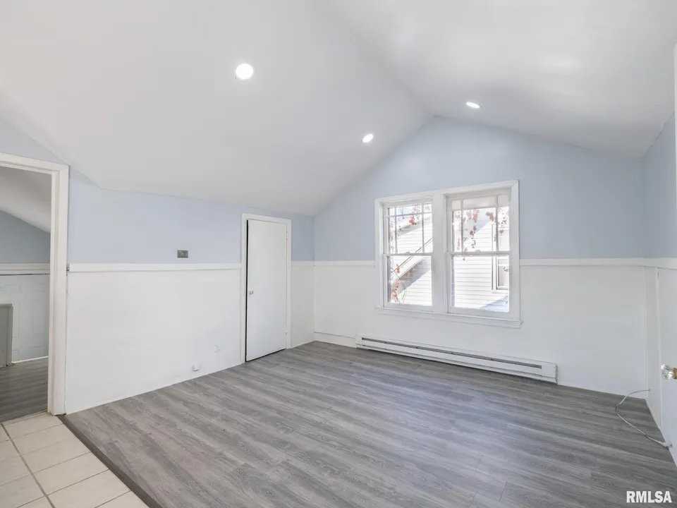 1903 N Missouri Ave #2 - Photo 4 of 20