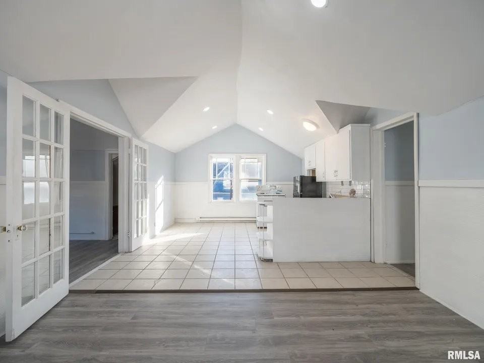 1903 N Missouri Ave #2 - Photo 7 of 20