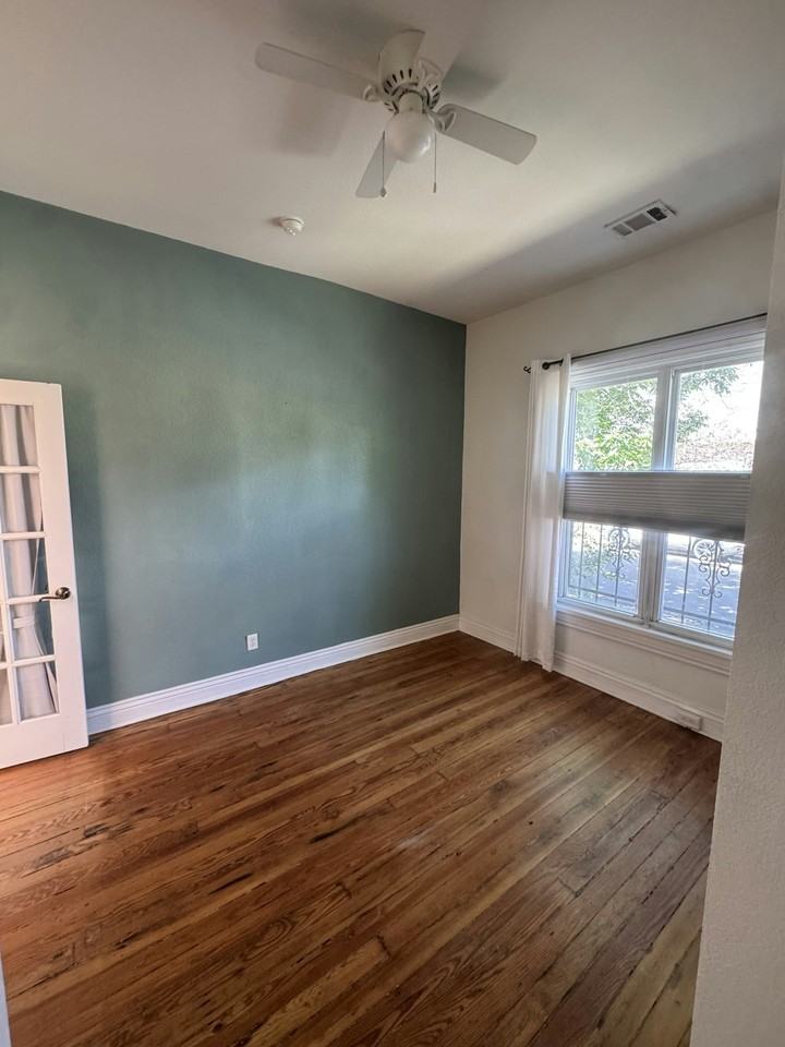508 Cherokee St - Photo 7 of 17