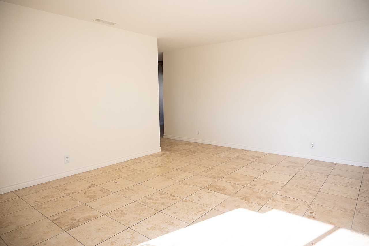 442 B St - Photo 4 of 15