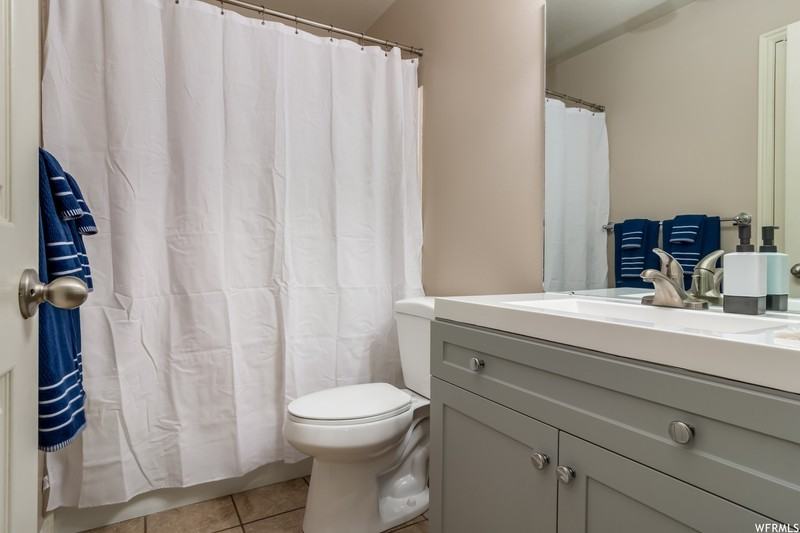 759 E Autumn Field Dr - Photo 3 of 17