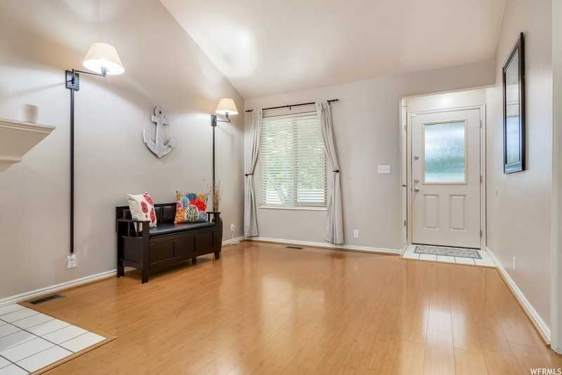 759 E Autumn Field Dr - Photo 5 of 17