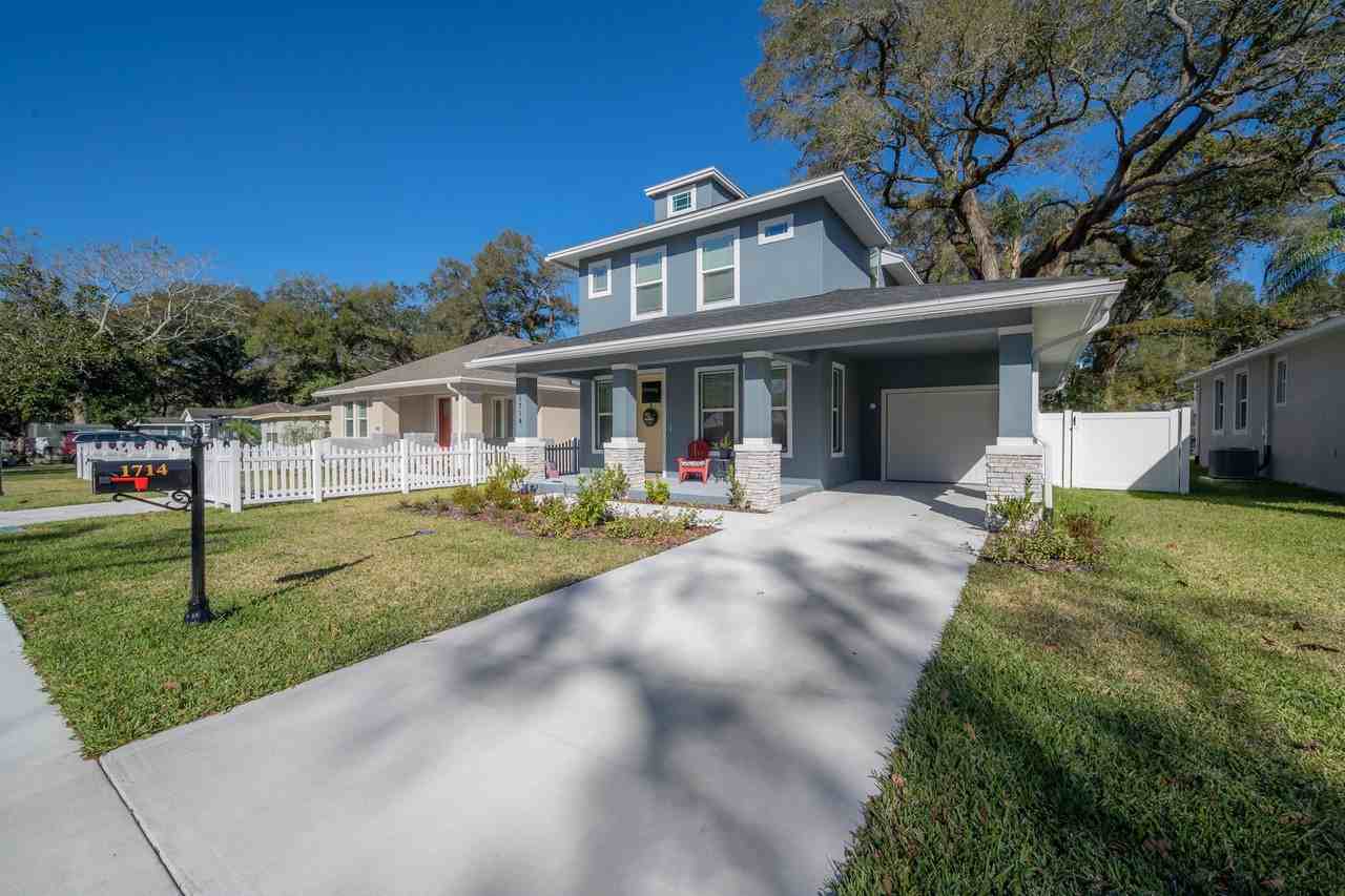 1714 Ne Lambright St - Photo 2 of 20