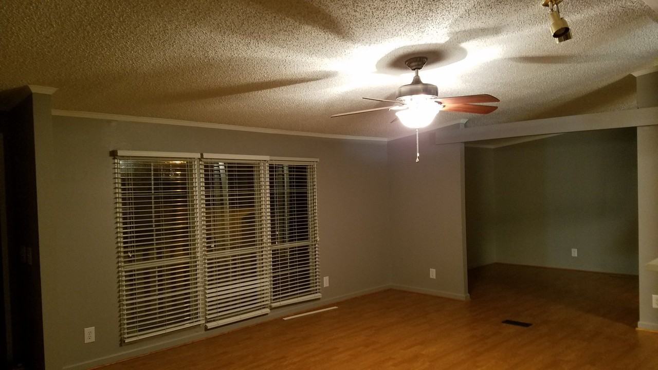 3150 Greenwood Dr - Photo 5 of 20