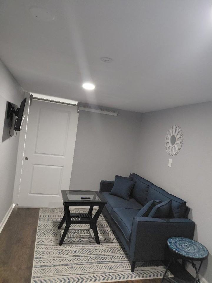 6925 Indiana Ave #1 - Photo 6 of 9