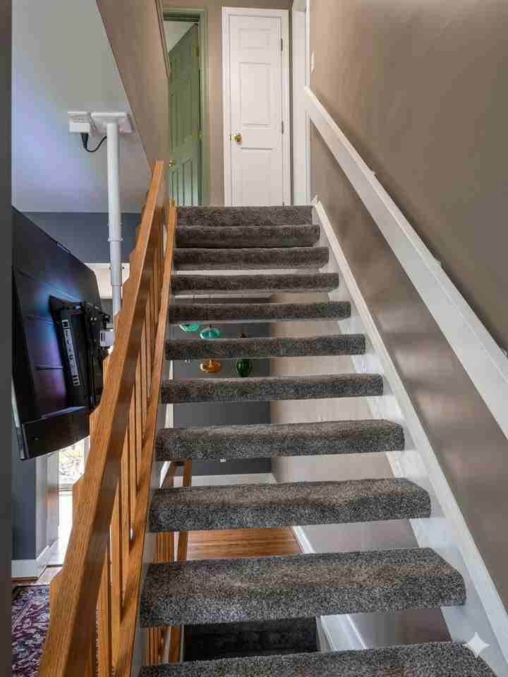7690 Barkwood Dr - Photo 6 of 10