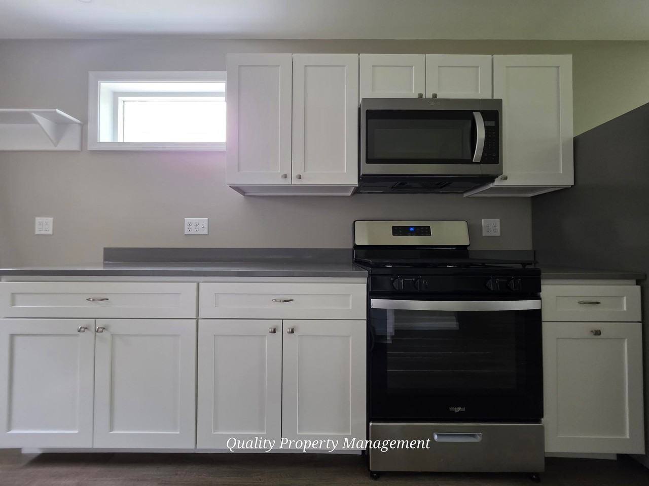 371 Lincoln St #3 - Photo 3 of 16