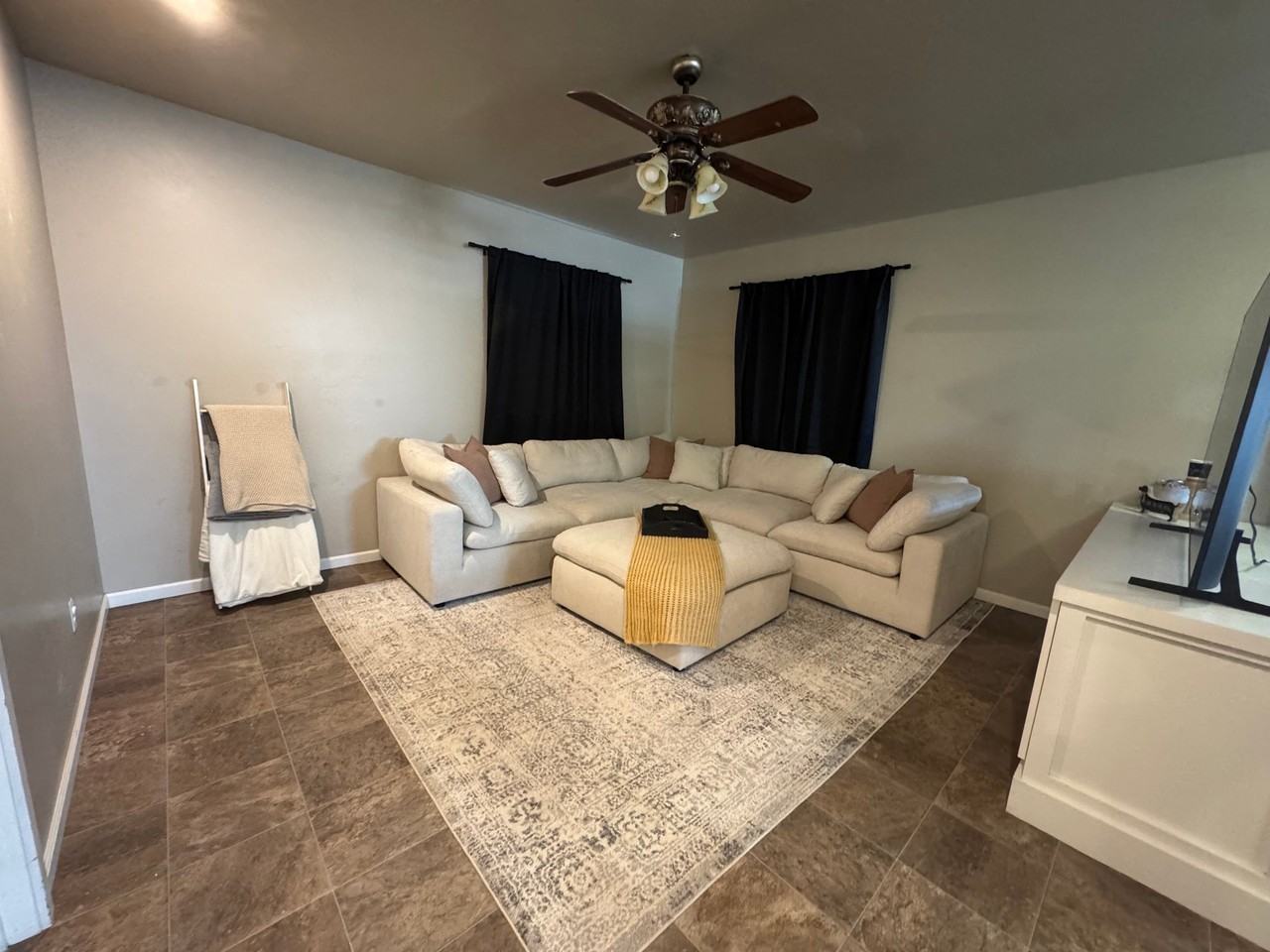 14496 County Road 3592 - Photo 2 of 10