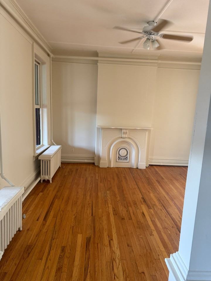 6 Hamilton Pl #2 - Photo 2 of 11