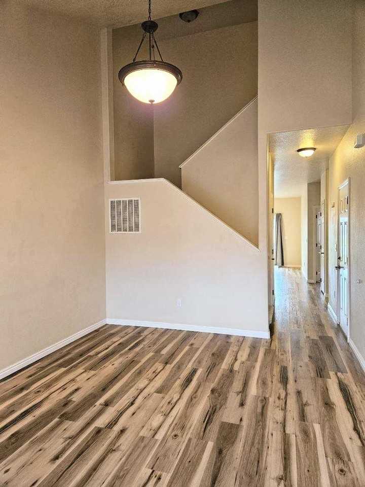 21 Mangum Cir #5 - Photo 4 of 19