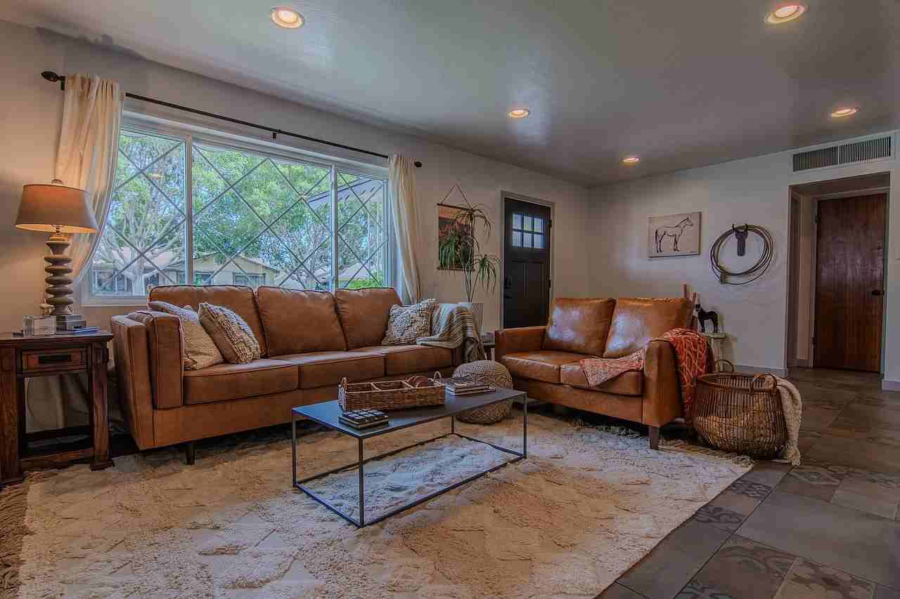 7043 E Moreland St - Photo 3 of 18