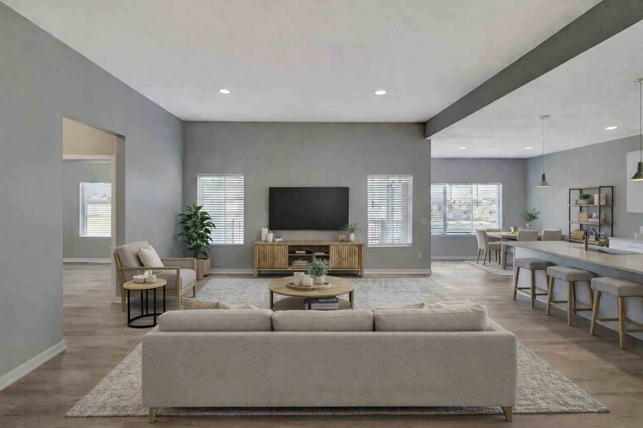 9049 S 42nd St - Photo 3 of 18