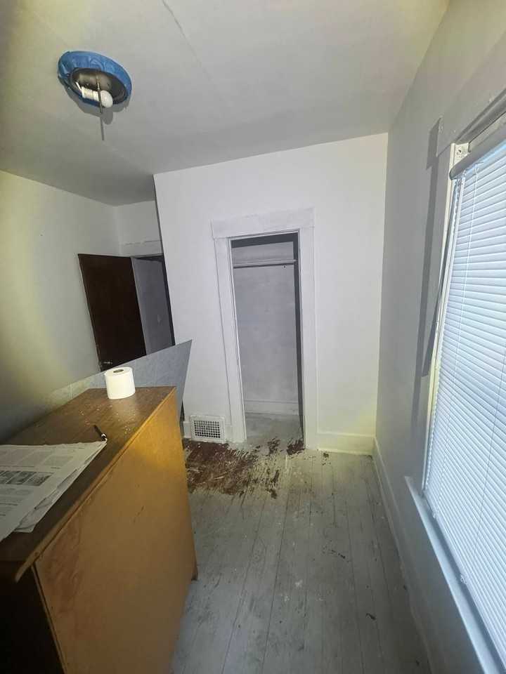 834 Remington Ave - Photo 6 of 10
