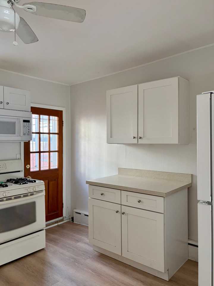 2011 S Darien St - Photo 6 of 18