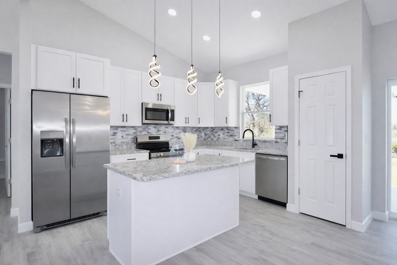 4625 Cortez Blvd - Photo 4 of 20
