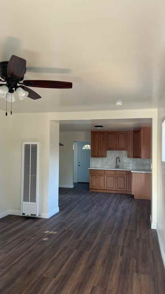 16616 Paramount Blvd - Photo 3 of 11