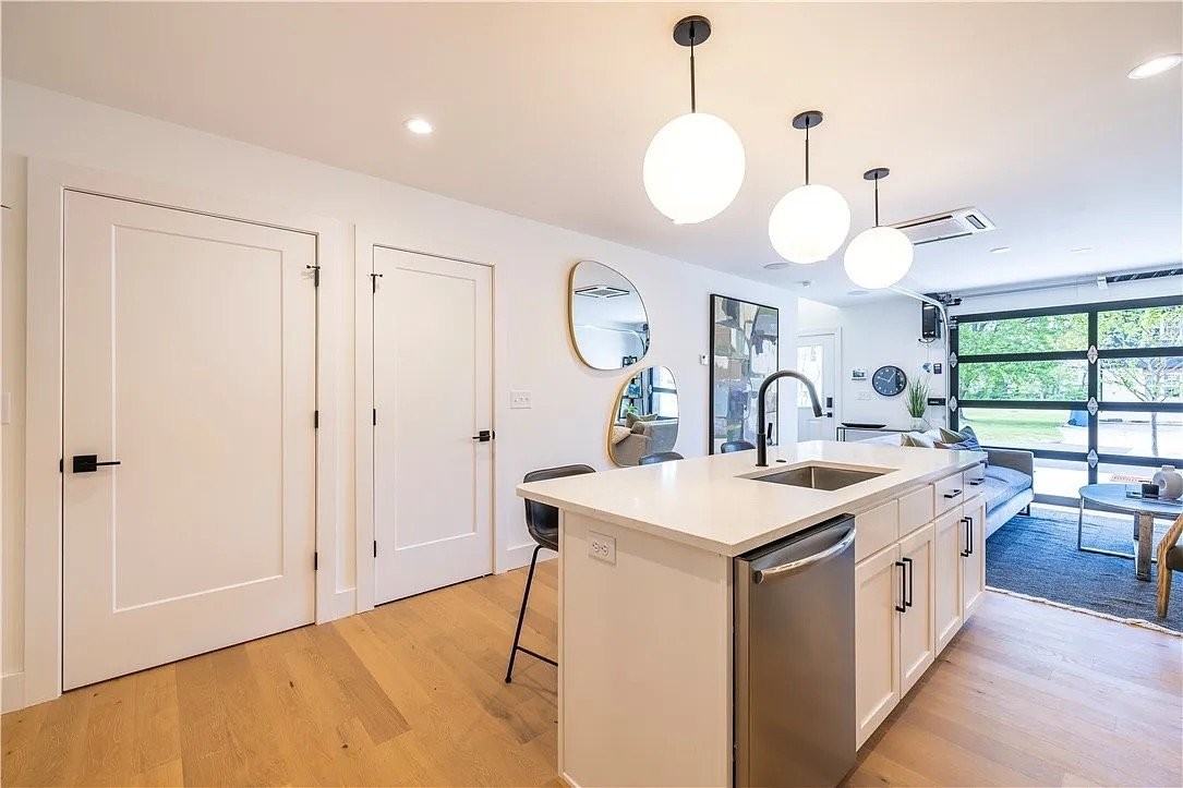 61511 Sw C St - Photo 3 of 10