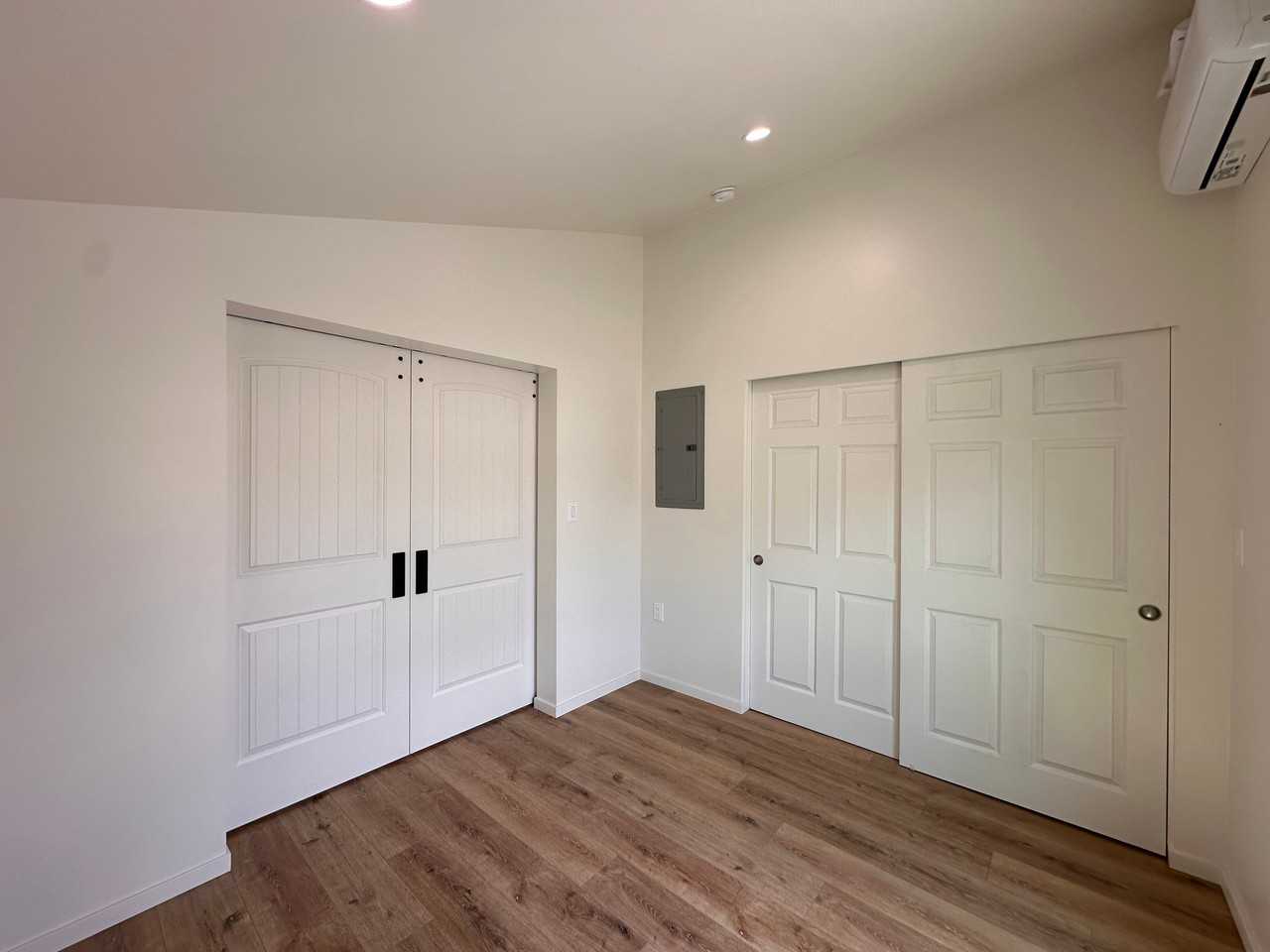 250 Ford Ave #A - Photo 5 of 7