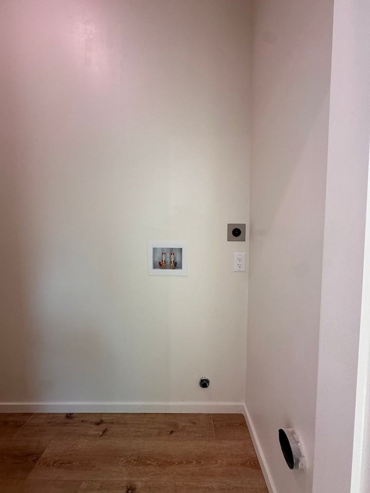 250 Ford Ave #A - Photo 7 of 7