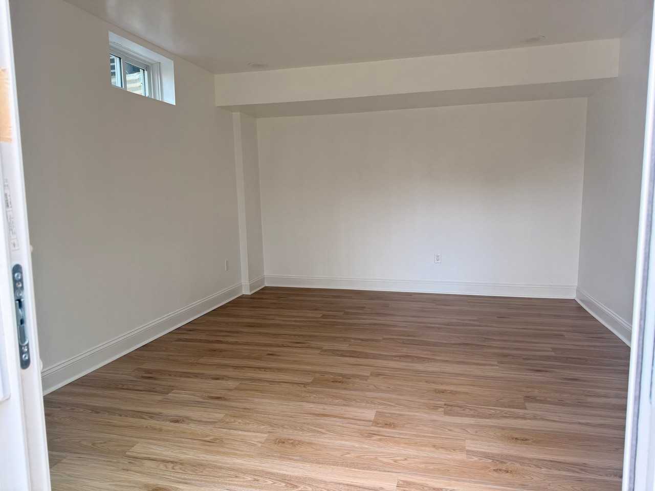 10402 Laurel Ridge Way - Photo 5 of 50