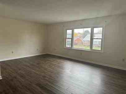 910 Florida Ave #4