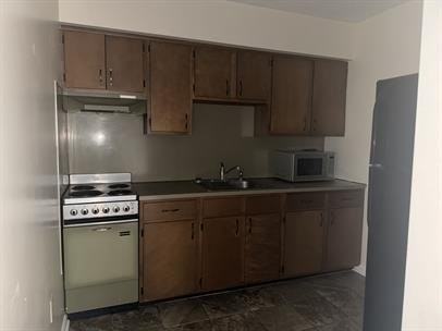 910 Florida Ave #4 - Photo 4 of 7