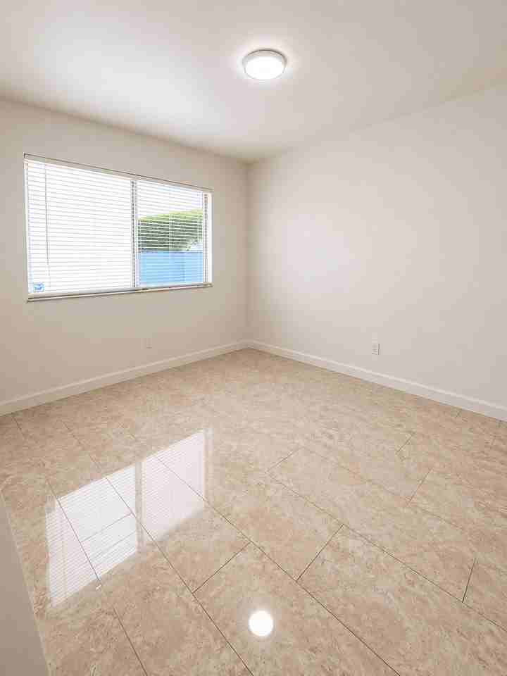 2210 San Blas Ct - Photo 5 of 17