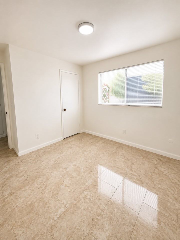 2210 San Blas Ct - Photo 6 of 17