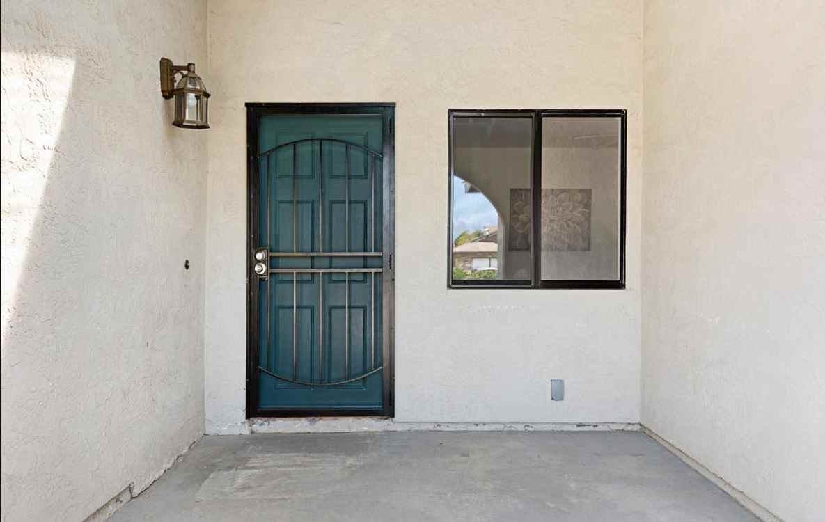 710 Hillward St - Photo 2 of 3