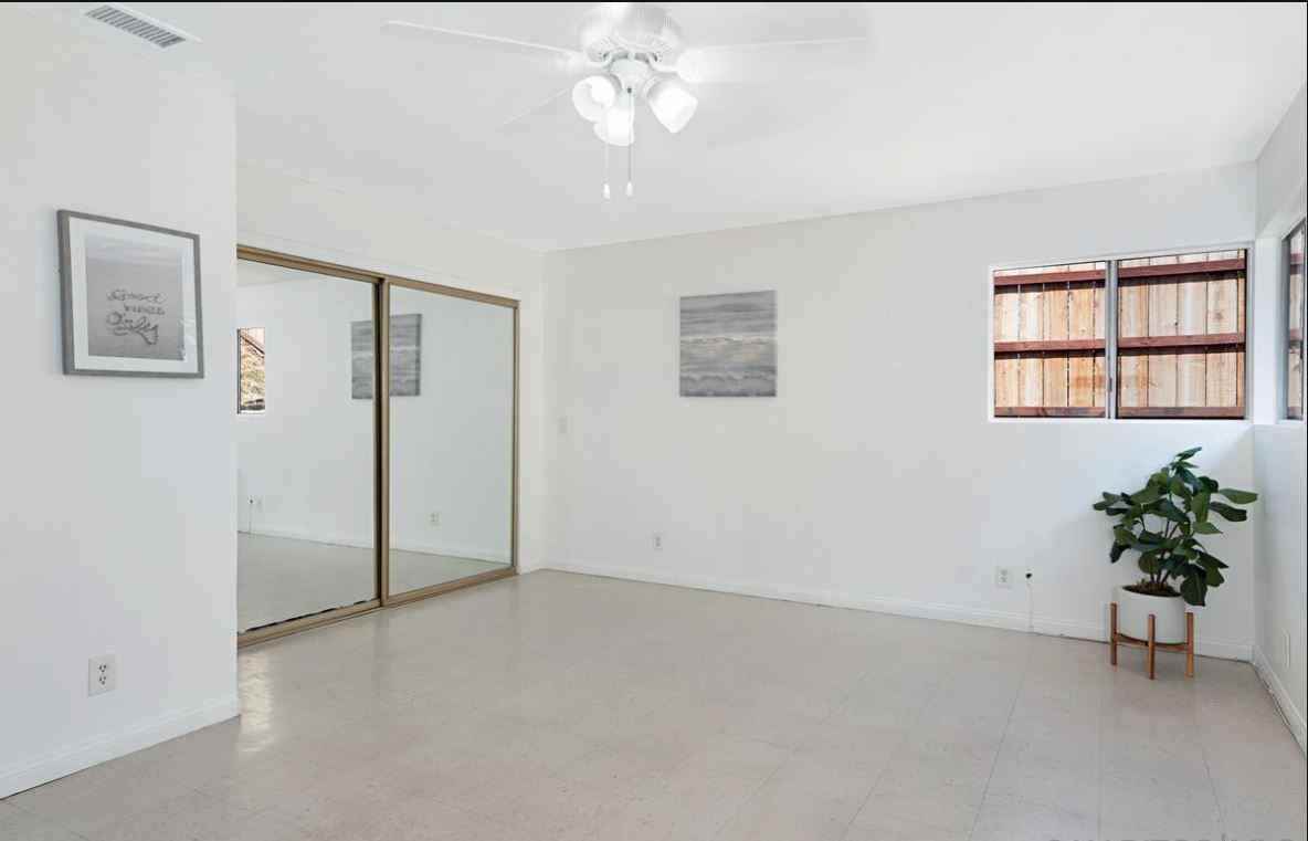 710 Hillward St - Photo 3 of 3