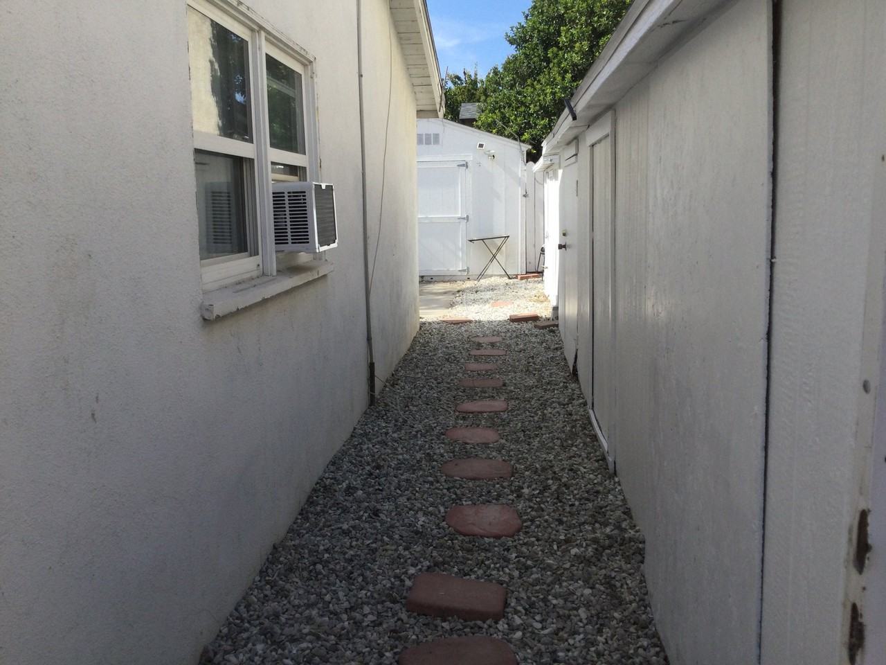 20957 Community St #ADU - Photo 6 of 17