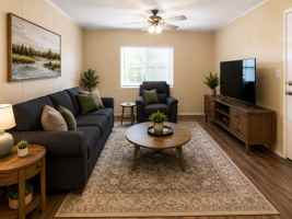 featured image of 100 Dallas St #6