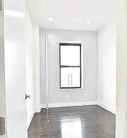 100 W 143rd St #5B - Photo 3 of 5