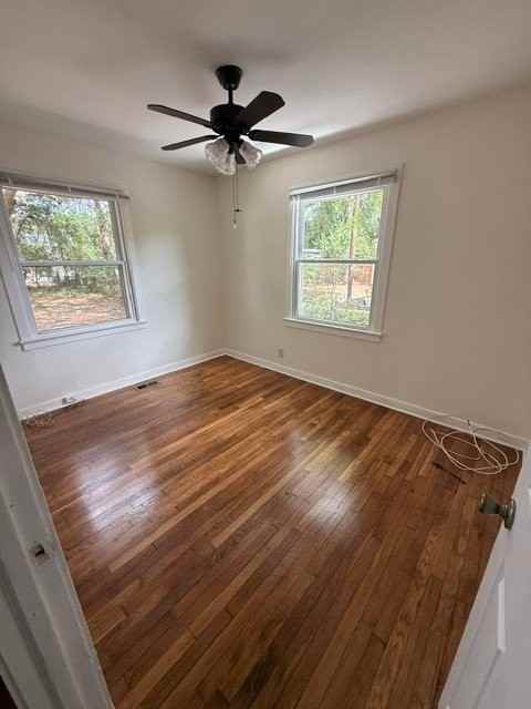 3925 Hilda St - Photo 4 of 10