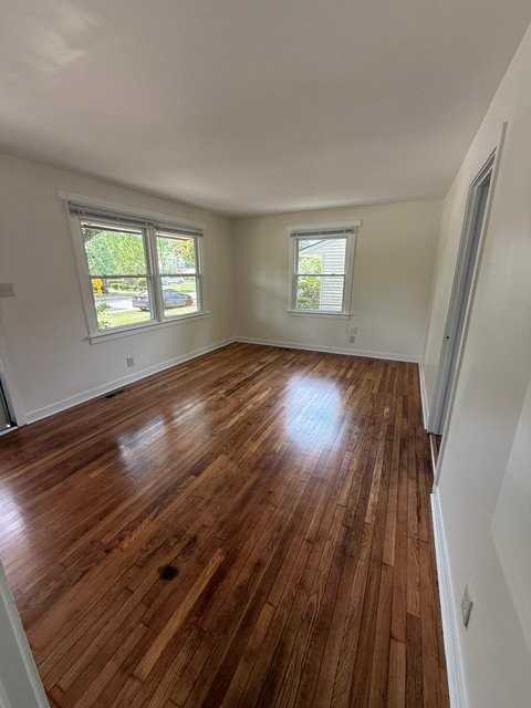 3925 Hilda St - Photo 5 of 10