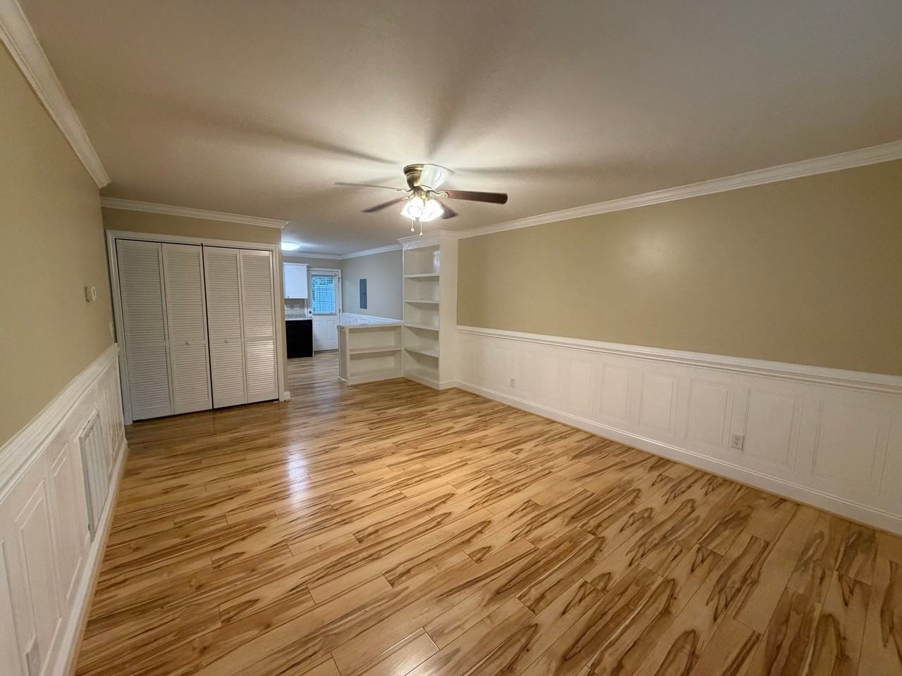 279 Rainey Rd - Photo 3 of 12